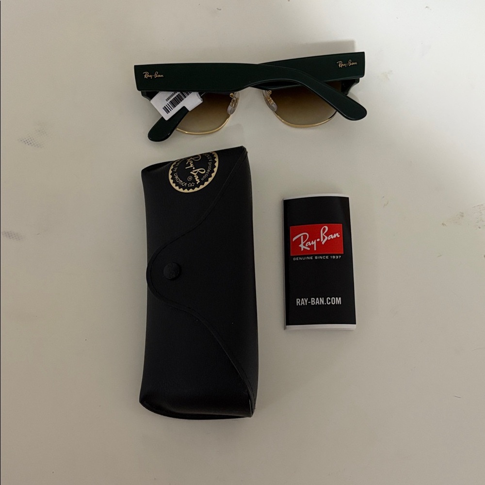 Ray-Ban Clubmaster - Picture 2 of 4